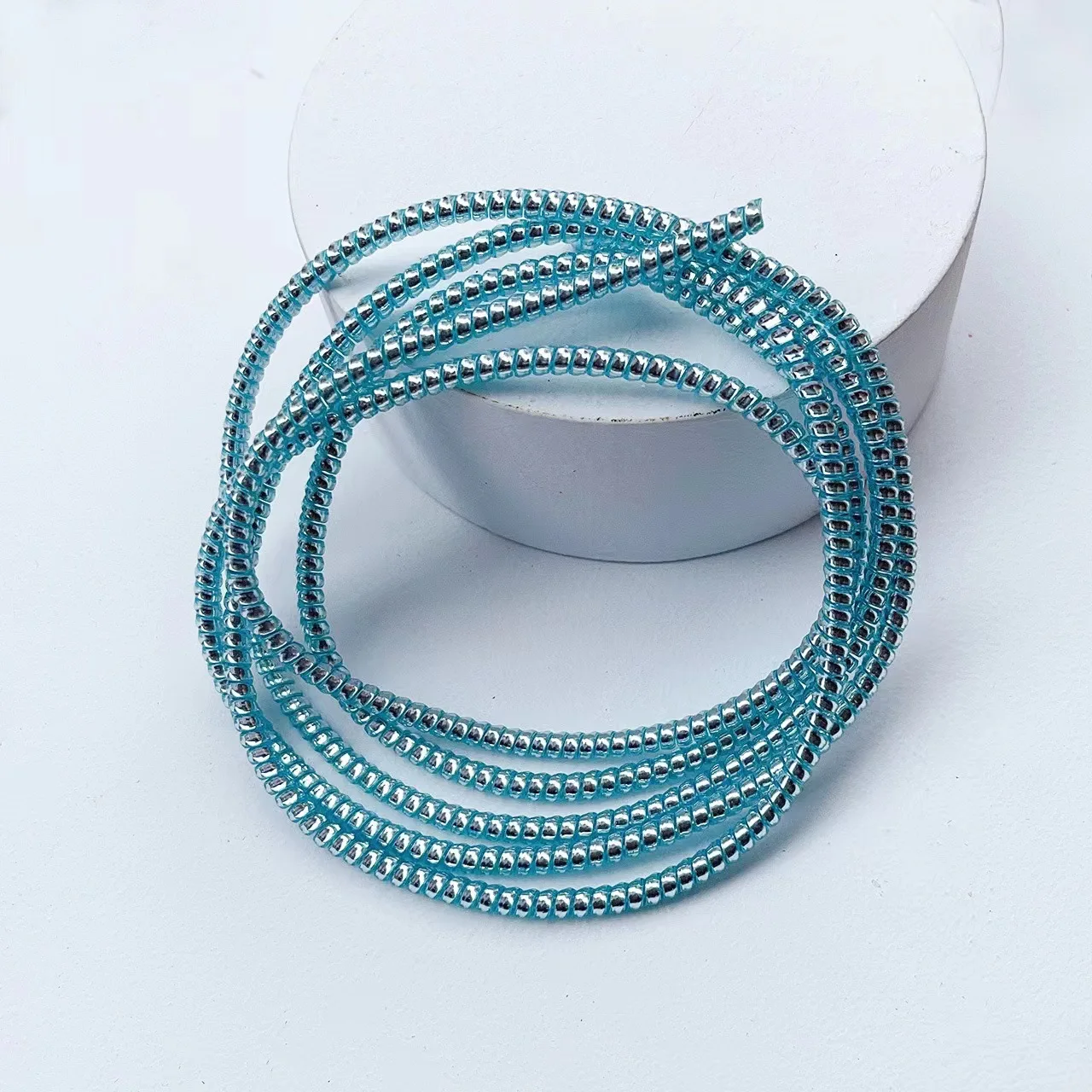 1.6 متر كابل يو اس بي حامي آيف - مراجعة Cable Management Sleeve وسعره